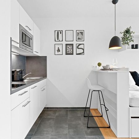 Modern, Zentral, Homeoffice, Netflix Pforzheim Luaran gambar